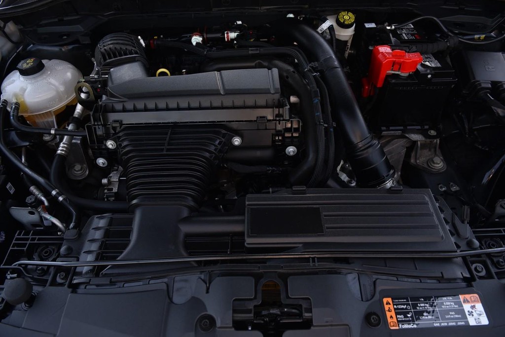 Ford Escape Vehicle Image 26