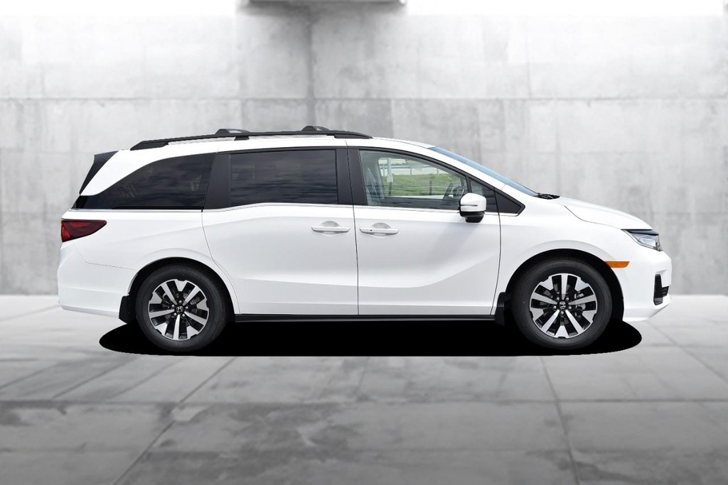 Honda Odyssey Vehicle Full-screen Gallery Image 5
