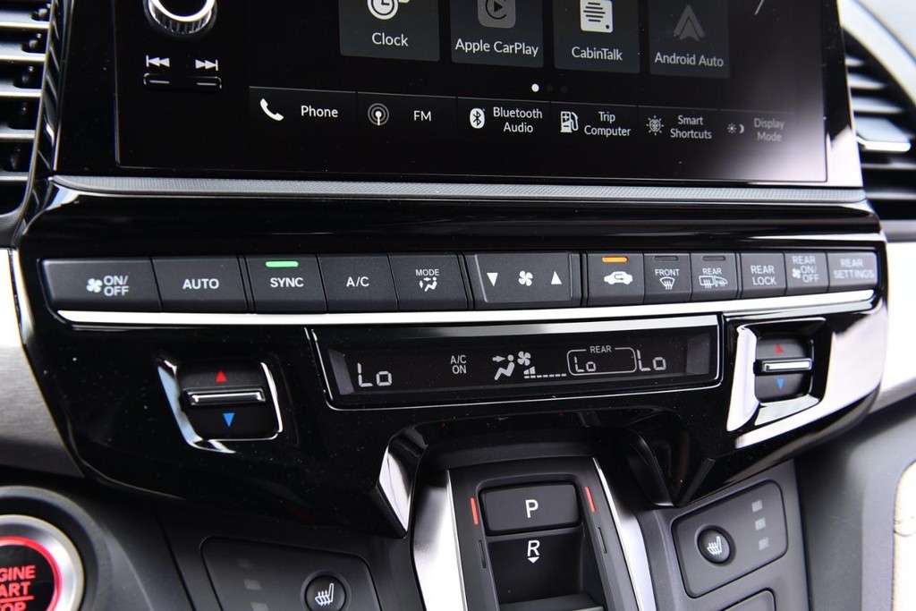 Honda Odyssey Vehicle Full-screen Gallery Image 16