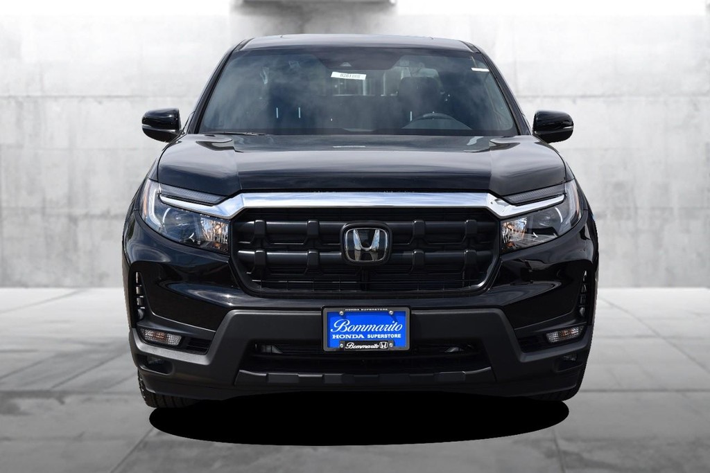 Honda Ridgeline Vehicle Full-screen Gallery Image 4