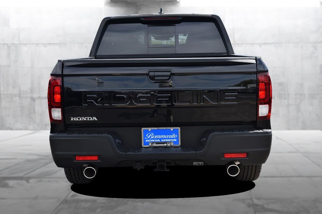 Honda Ridgeline Vehicle Full-screen Gallery Image 6