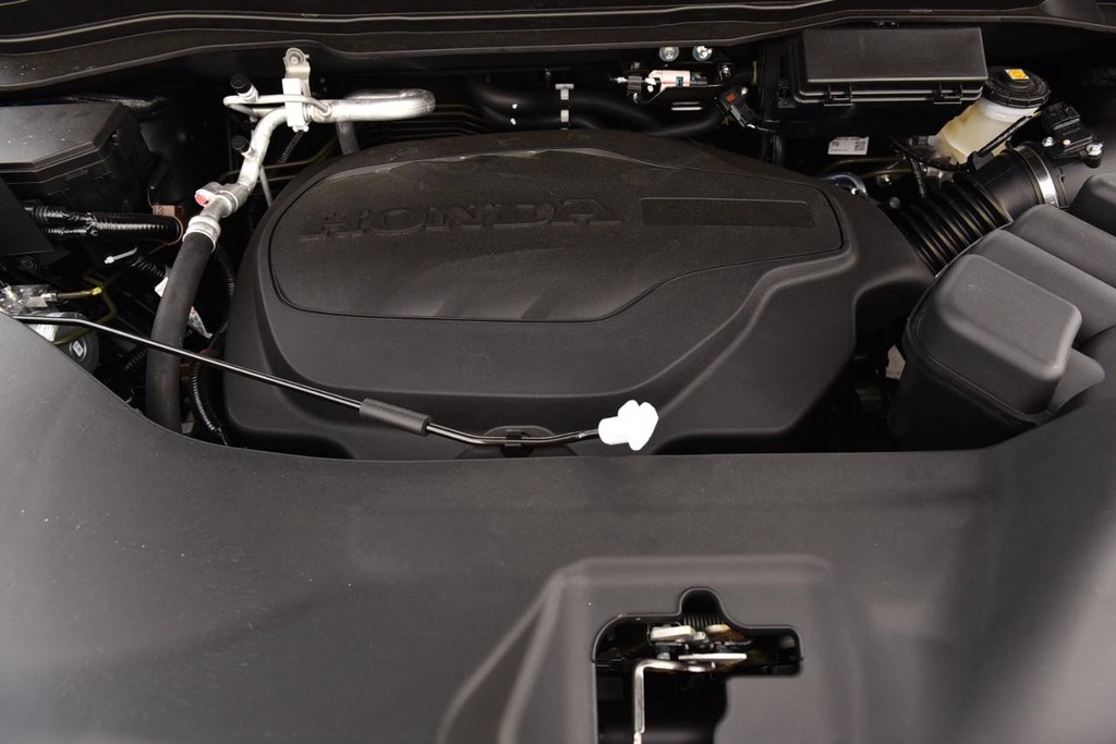 Honda Ridgeline Vehicle Full-screen Gallery Image 30