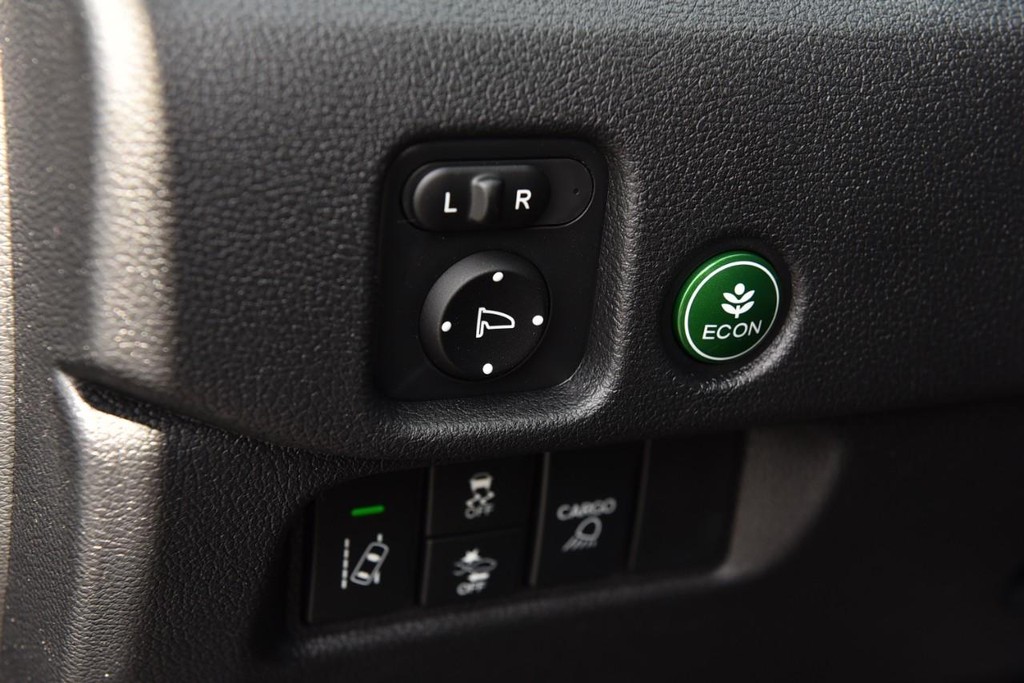 Honda Ridgeline Vehicle Image 12