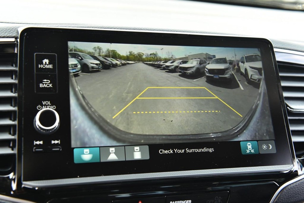 Honda Ridgeline Vehicle Image 14