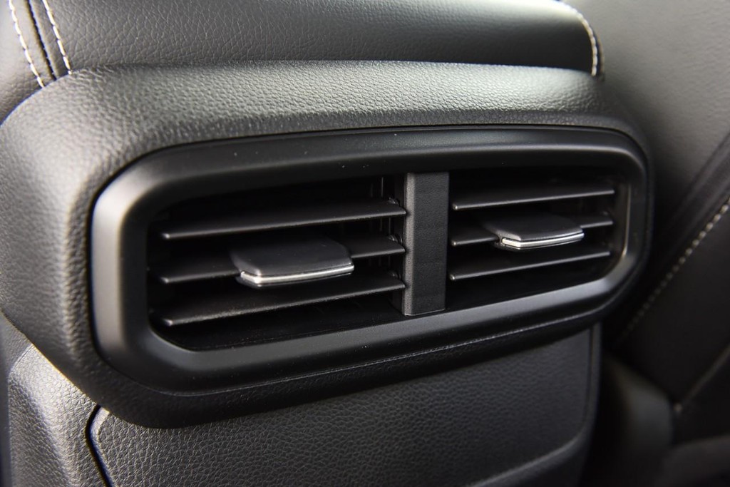 Honda Ridgeline Vehicle Image 28