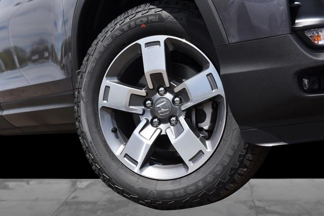 Honda Ridgeline Vehicle Image 32