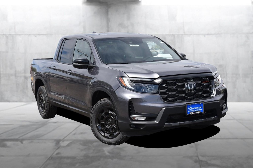 Honda Ridgeline Vehicle Full-screen Gallery Image 2