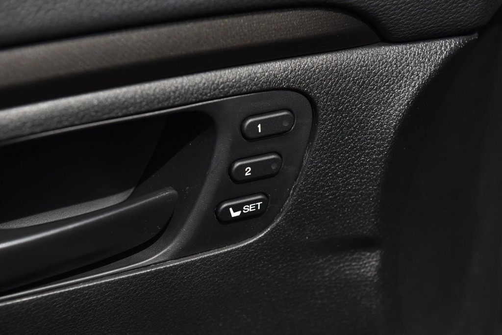 Honda Ridgeline Vehicle Full-screen Gallery Image 11