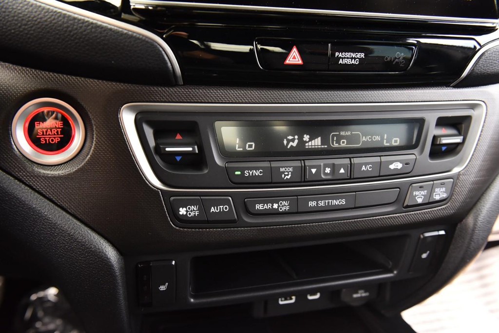 Honda Ridgeline Vehicle Full-screen Gallery Image 18