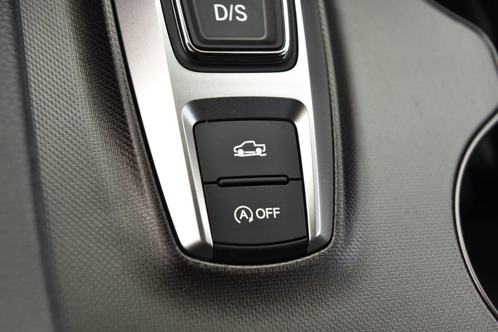 Honda Ridgeline Vehicle Full-screen Gallery Image 22