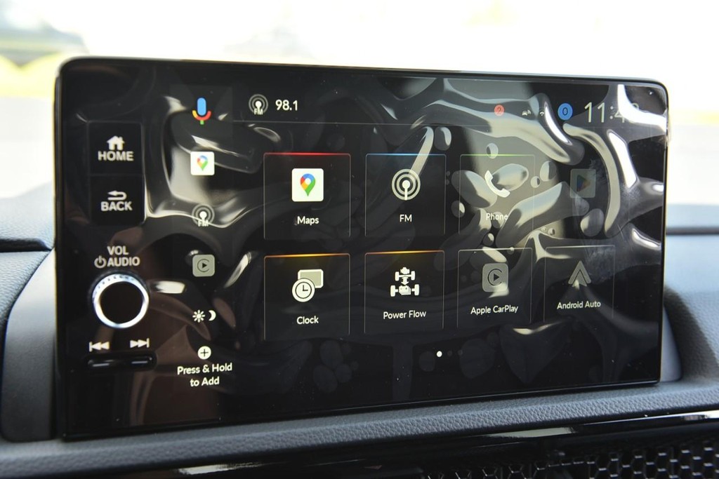 Honda CR-V Hybrid Vehicle Full-screen Gallery Image 15