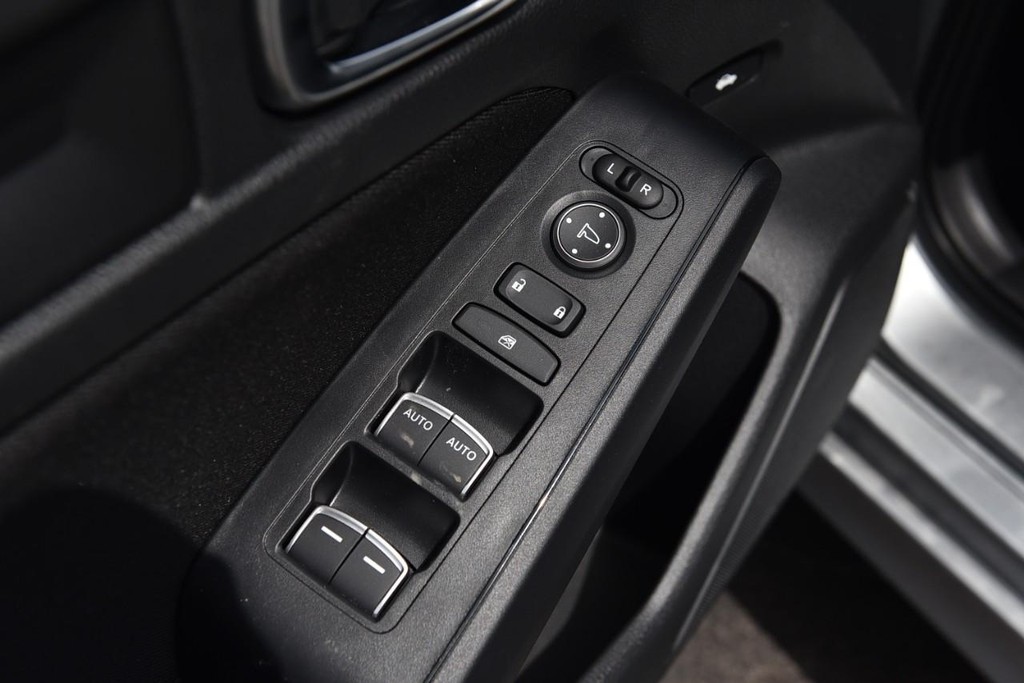 Honda Civic Sedan Vehicle Image 08