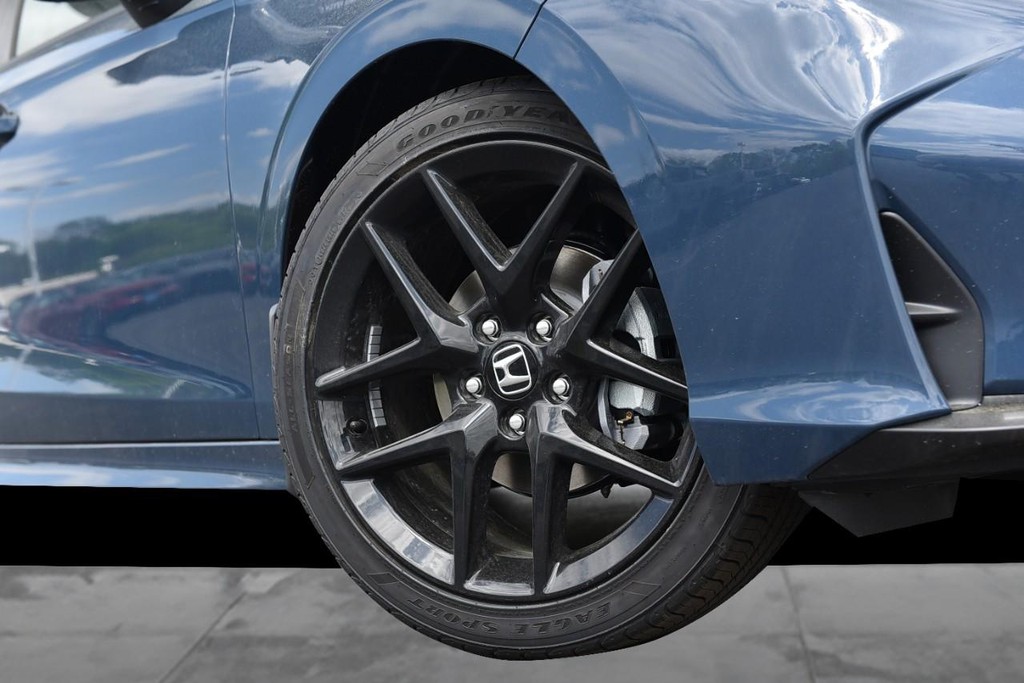Honda Civic Sedan Vehicle Image 03