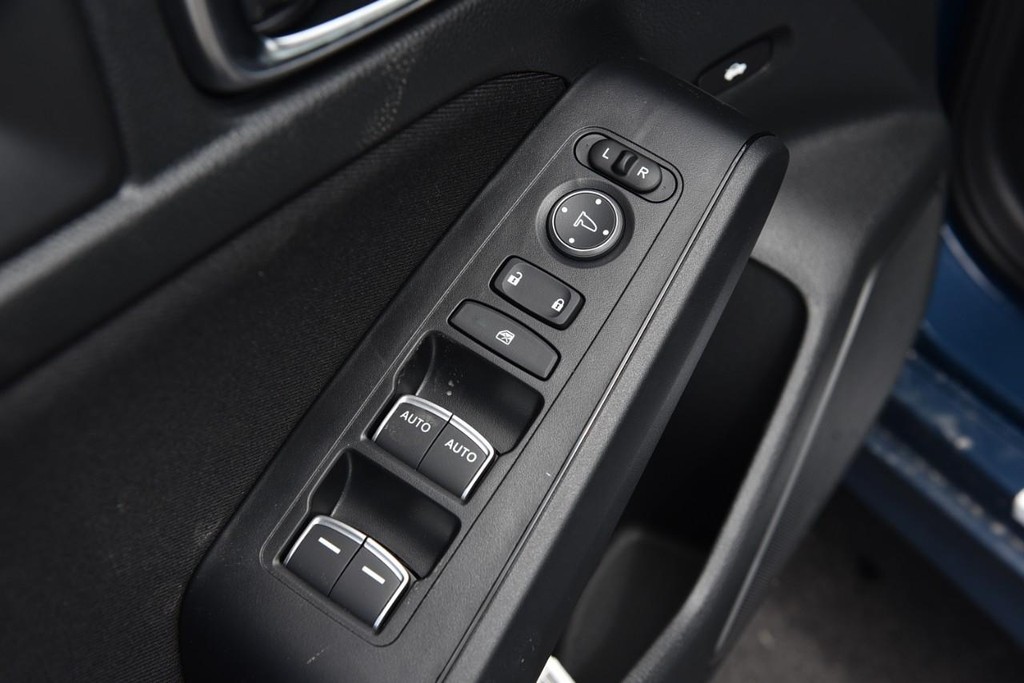 Honda Civic Sedan Vehicle Image 08