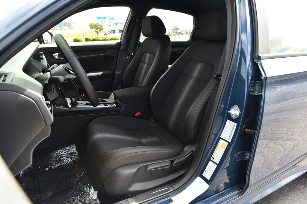 Honda Civic Sedan Vehicle Image 21