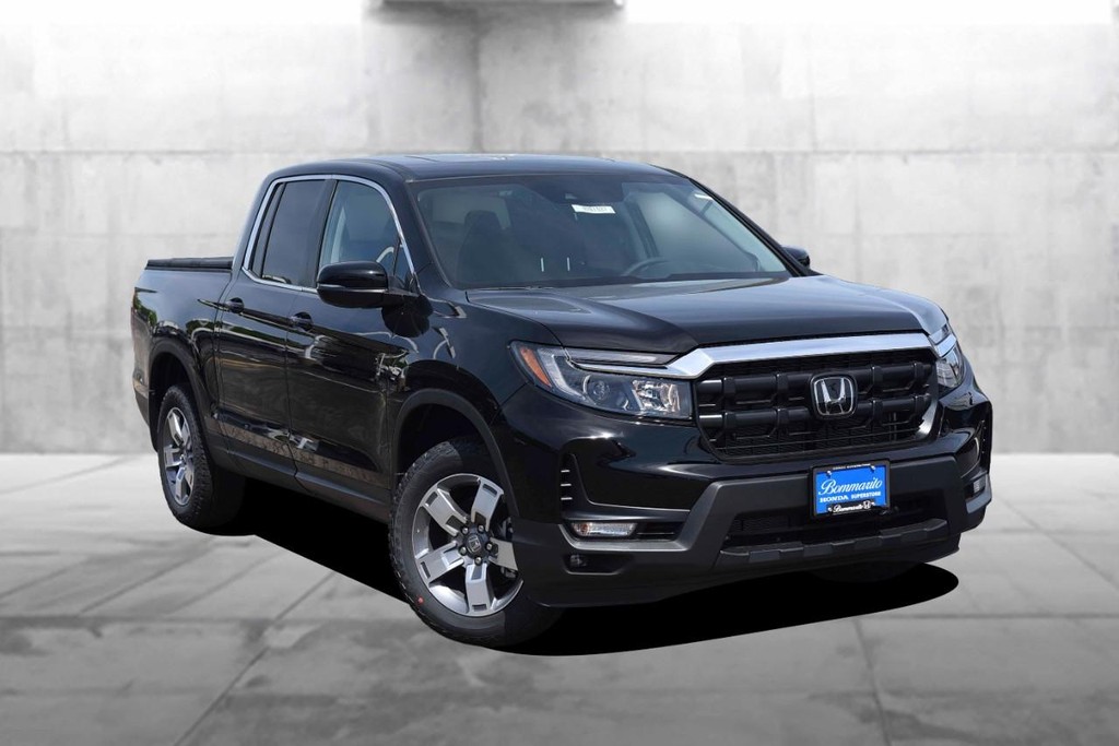 Honda Ridgeline Vehicle Image 02