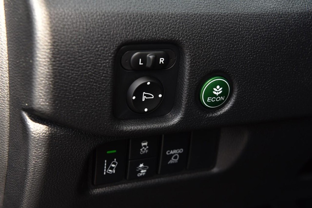 Honda Ridgeline Vehicle Image 12