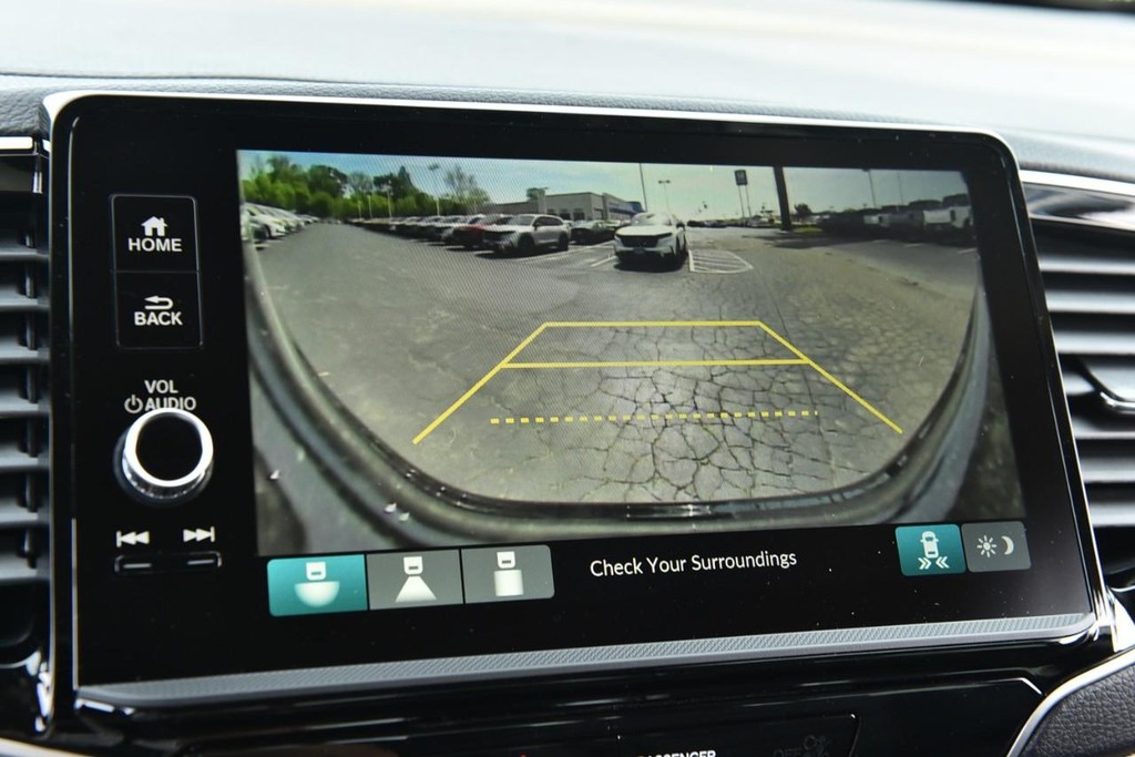 Honda Ridgeline Vehicle Image 14