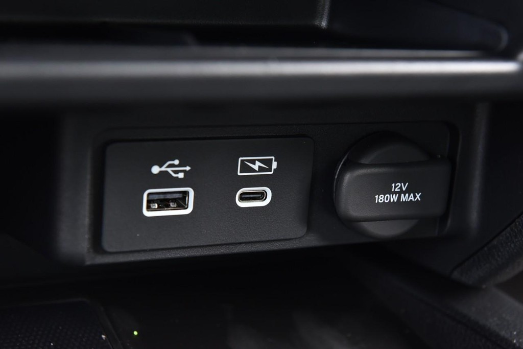 Honda Ridgeline Vehicle Image 18