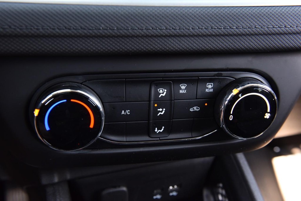 Chevrolet TrailBlazer Vehicle Full-screen Gallery Image 14