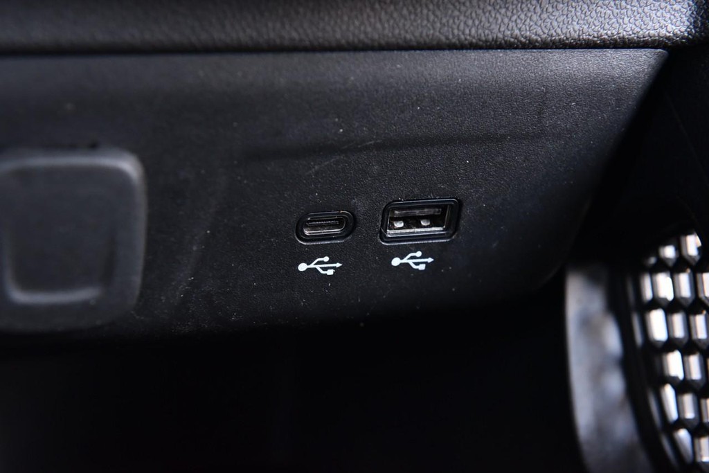 Chevrolet TrailBlazer Vehicle Full-screen Gallery Image 15