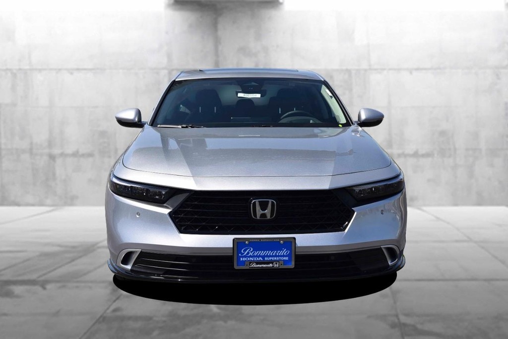 Honda Accord Hybrid Vehicle Image 04