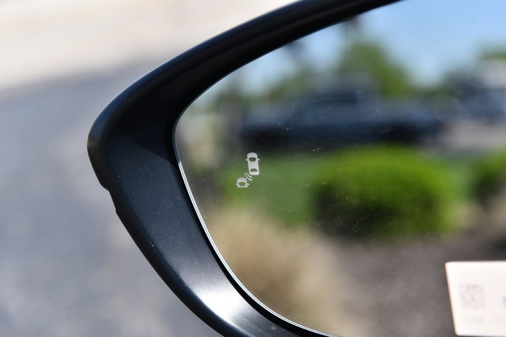 Honda Accord Hybrid Vehicle Image 09