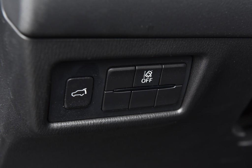 Mazda CX-5 Vehicle Image 11