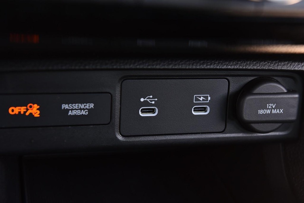 Honda Civic Sedan Vehicle Image 17