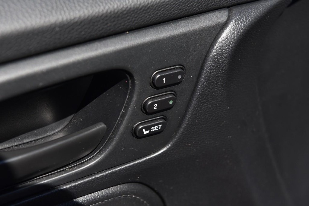 Honda Odyssey Vehicle Full-screen Gallery Image 9