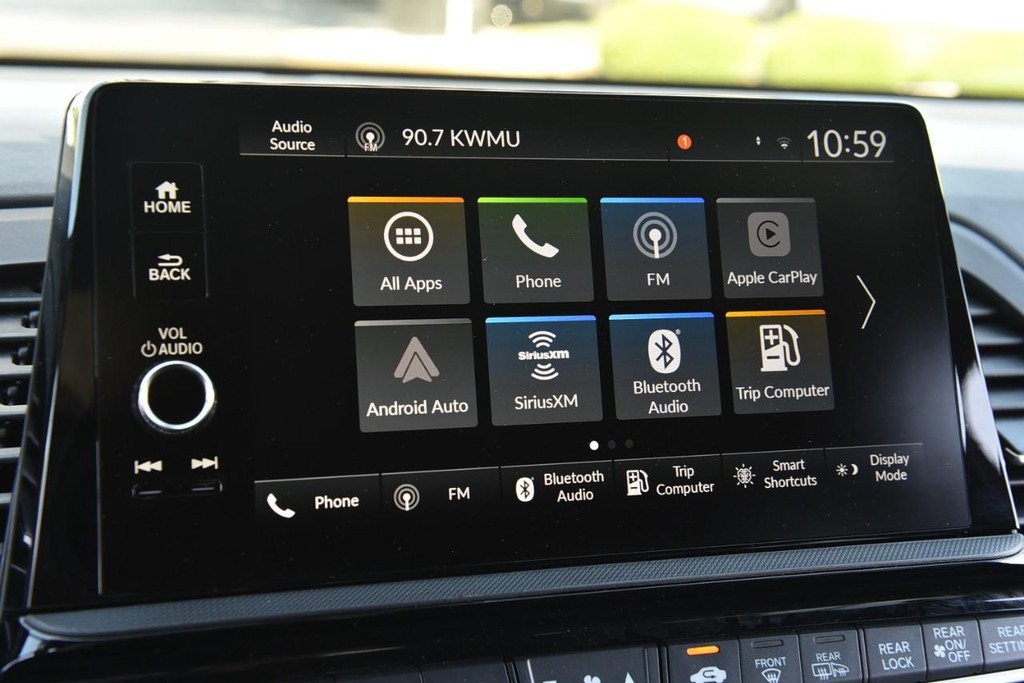 Honda Odyssey Vehicle Full-screen Gallery Image 15