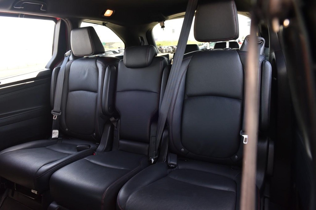 Honda Odyssey Vehicle Full-screen Gallery Image 24