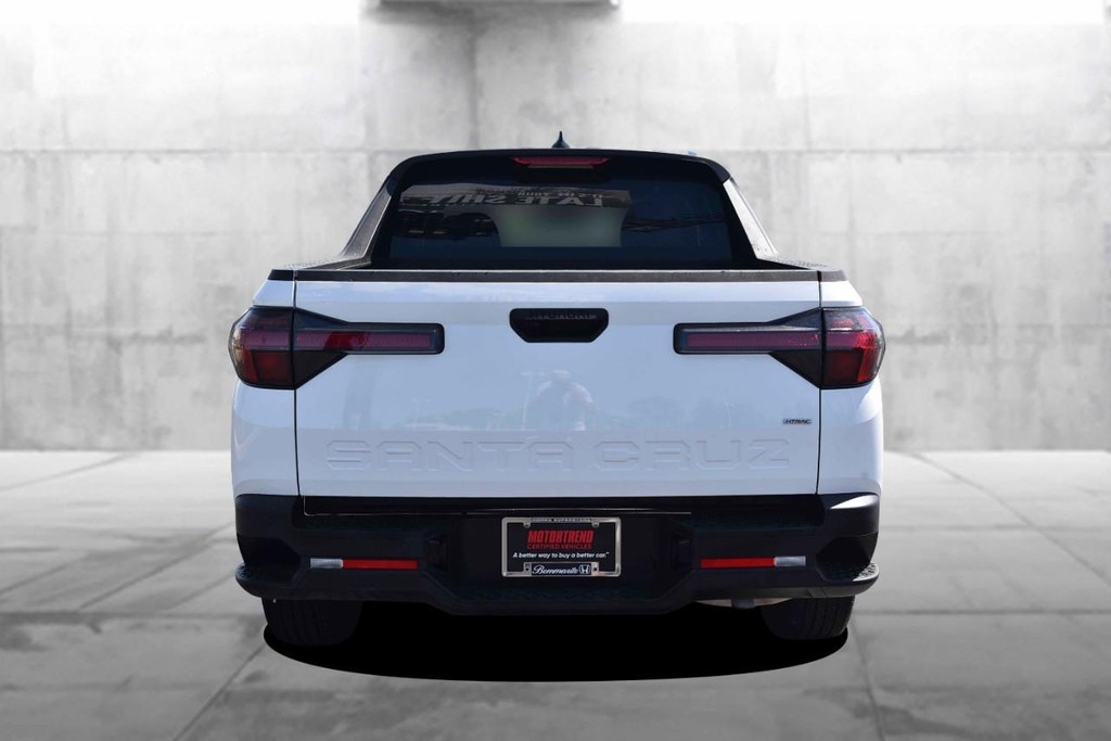 Hyundai Santa Cruz Vehicle Full-screen Gallery Image 6