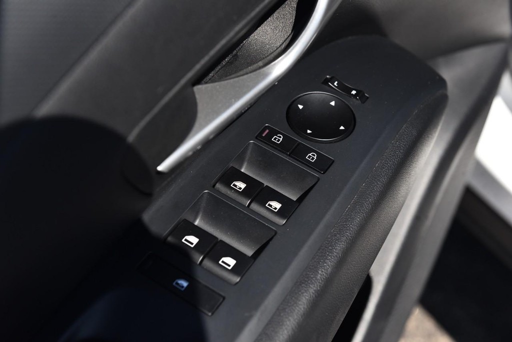 Hyundai Santa Cruz Vehicle Full-screen Gallery Image 9