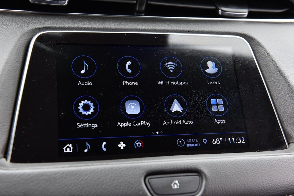 Cadillac XT4 Vehicle Full-screen Gallery Image 13