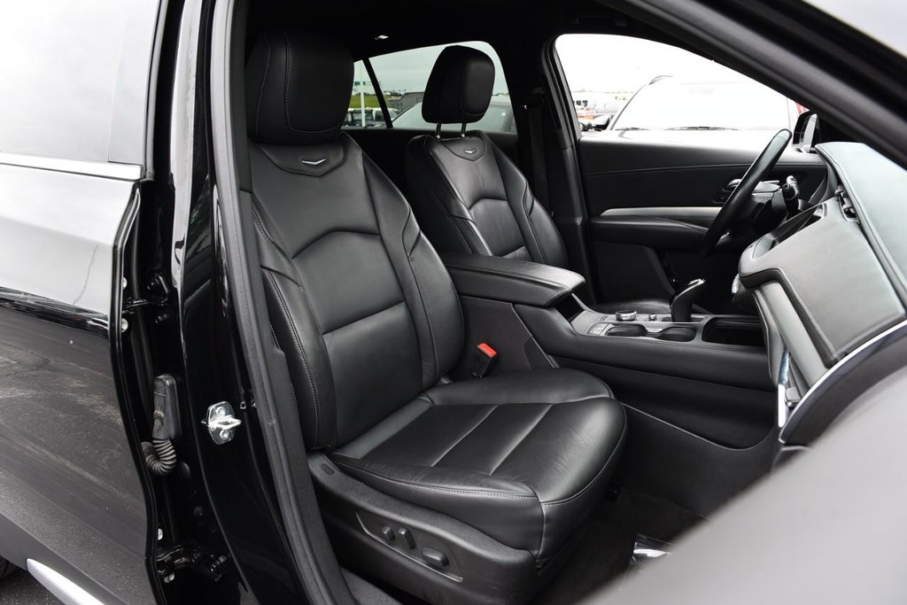Cadillac XT4 Vehicle Full-screen Gallery Image 20