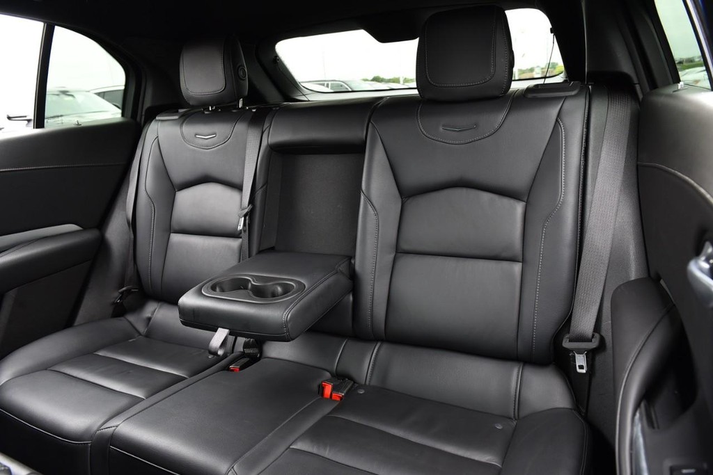 Cadillac XT4 Vehicle Full-screen Gallery Image 21
