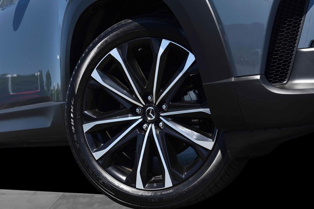 Mazda CX-50 Vehicle Image 03