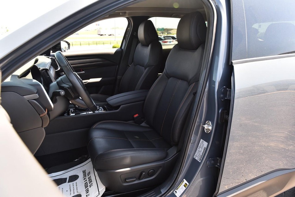 Mazda CX-50 Vehicle Image 20