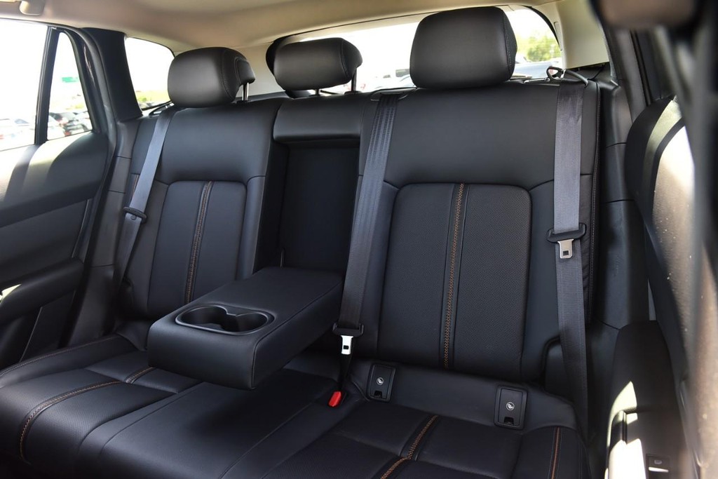 Mazda CX-50 Vehicle Image 23