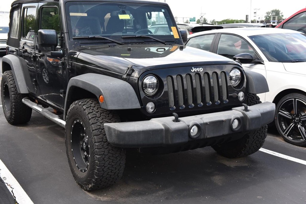 Jeep Wrangler Unlimited Vehicle Full-screen Gallery Image 2