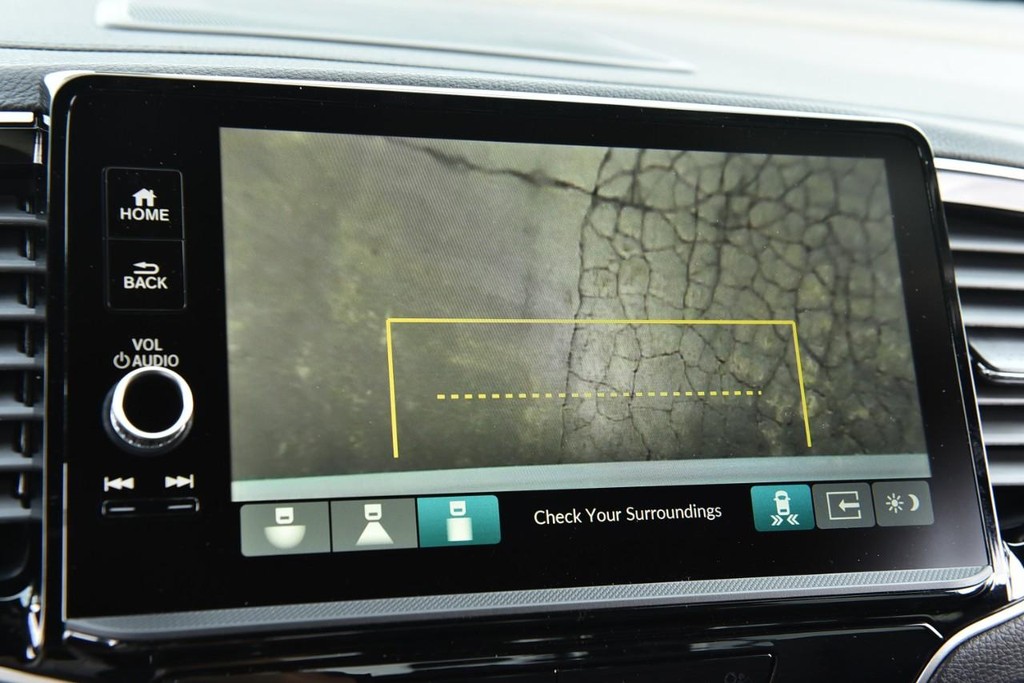 Honda Ridgeline Vehicle Image 16