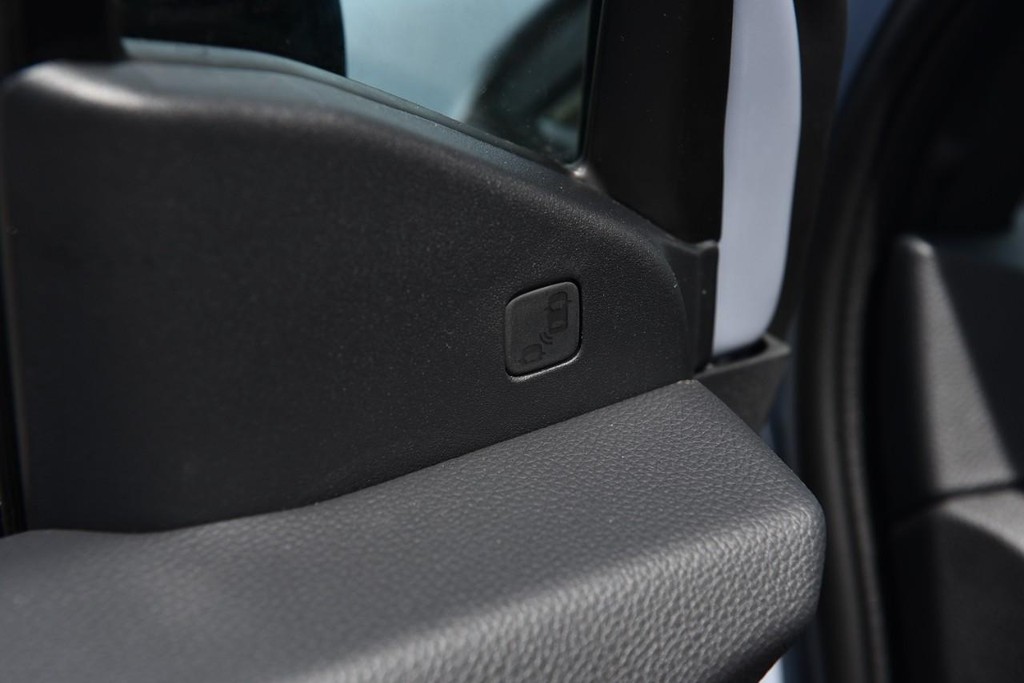 Honda Ridgeline Vehicle Image 12