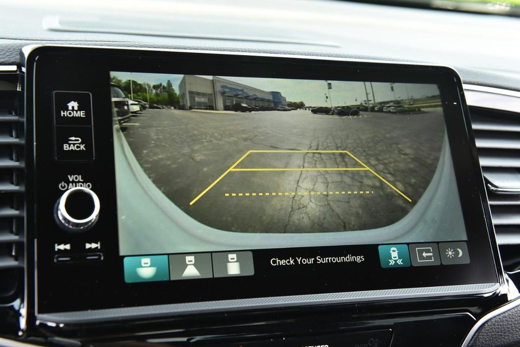 Honda Ridgeline Vehicle Image 15
