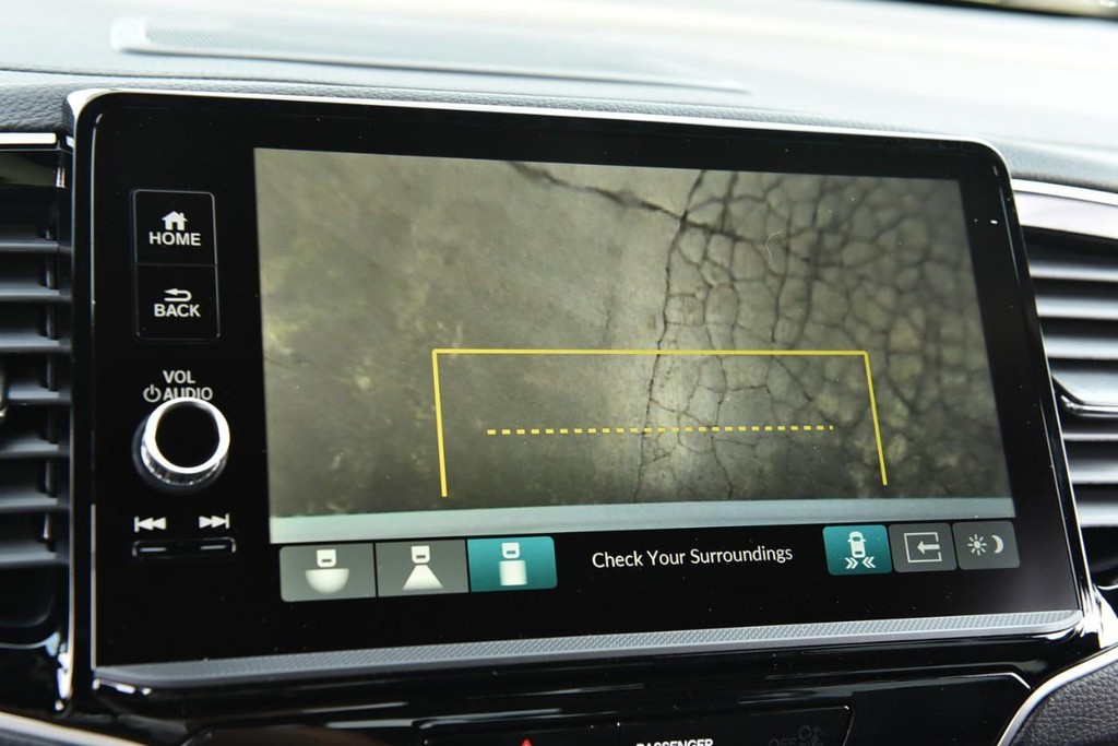 Honda Ridgeline Vehicle Image 16