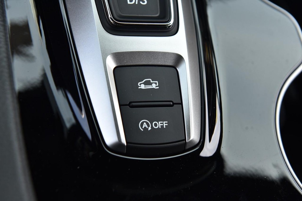 Honda Ridgeline Vehicle Image 22