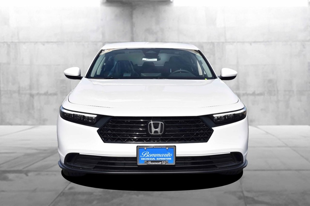 Honda Accord Sedan Vehicle Image 04