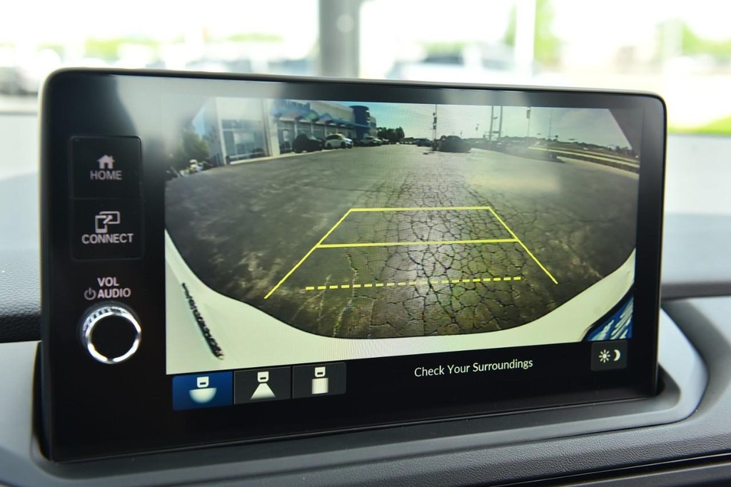 Honda Accord Sedan Vehicle Image 10