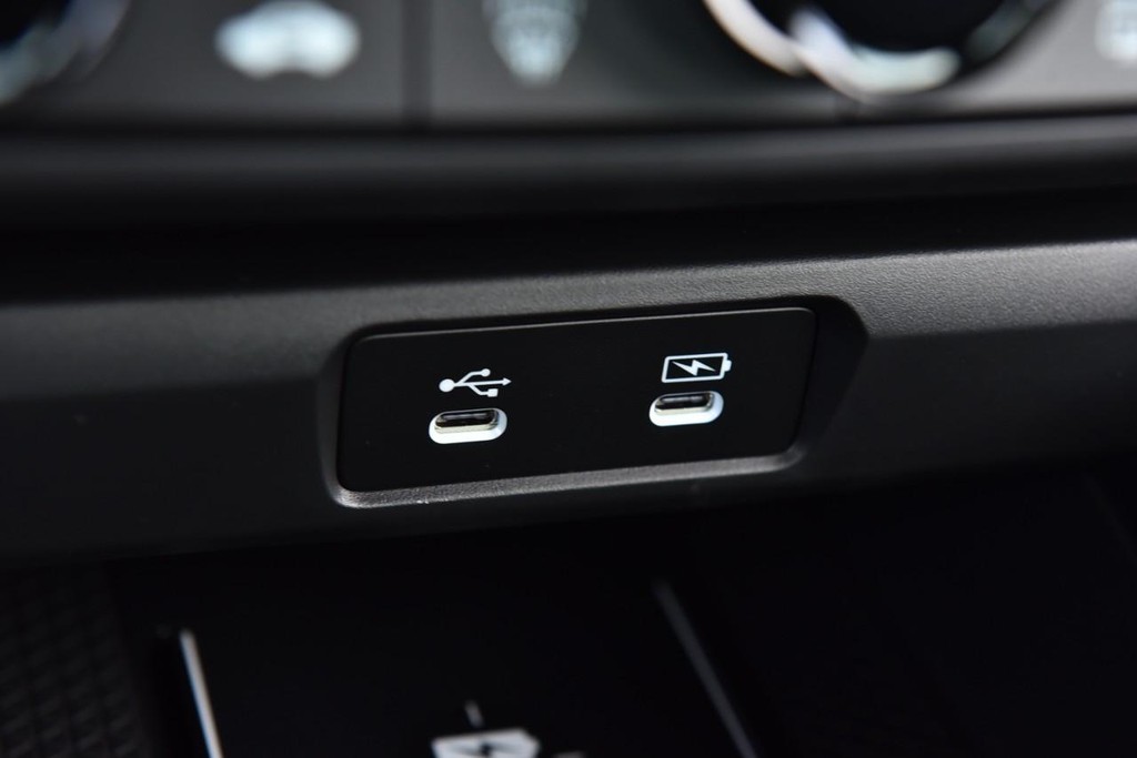 Honda Accord Sedan Vehicle Image 14