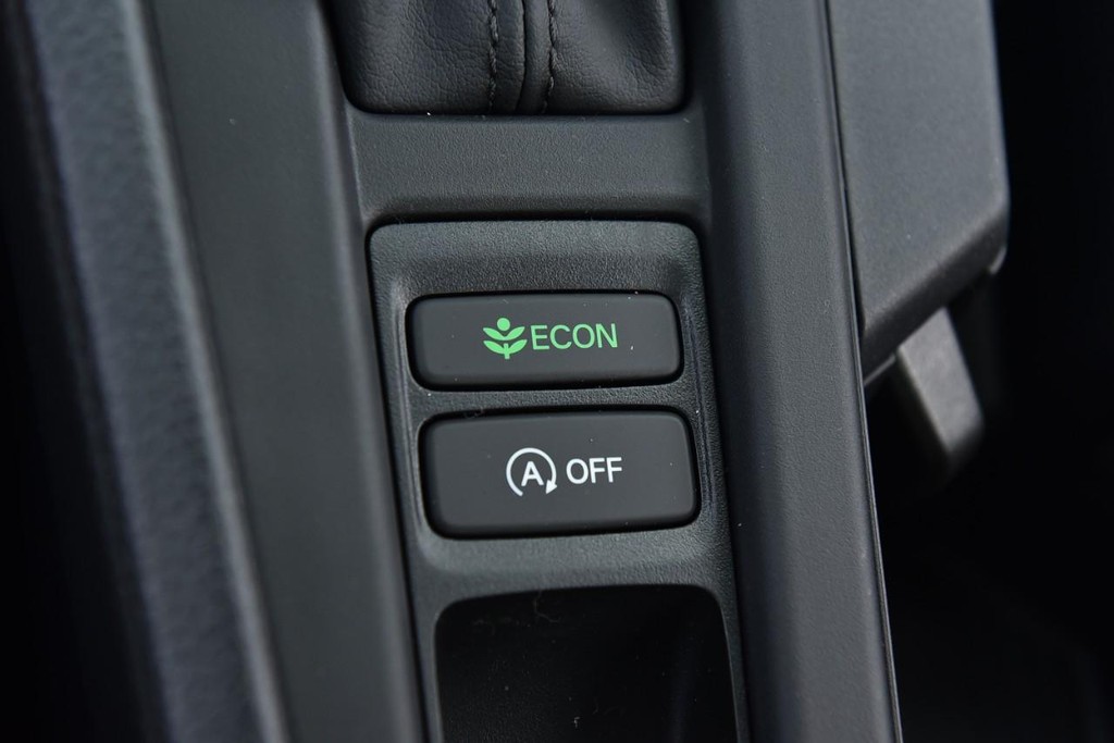 Honda Accord Sedan Vehicle Image 16